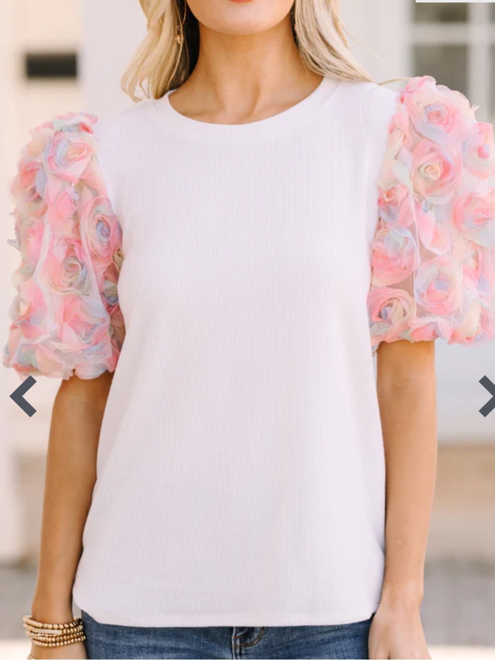 Entro 3D Floral Puff Sleeve Blouse - Picture 3 of 10